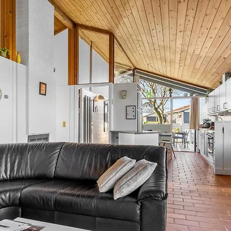 With Fireplace 11 Dom wakacyjny