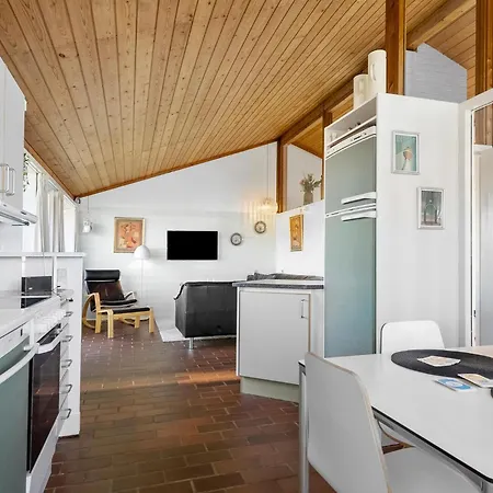 With Fireplace 11 Semesterbostad Aabenraa