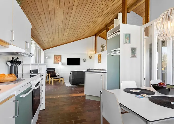 With Fireplace 11 別荘 オーベンロー